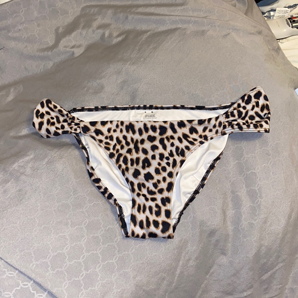 Victoria’s Secret PINK bikini bottoms!